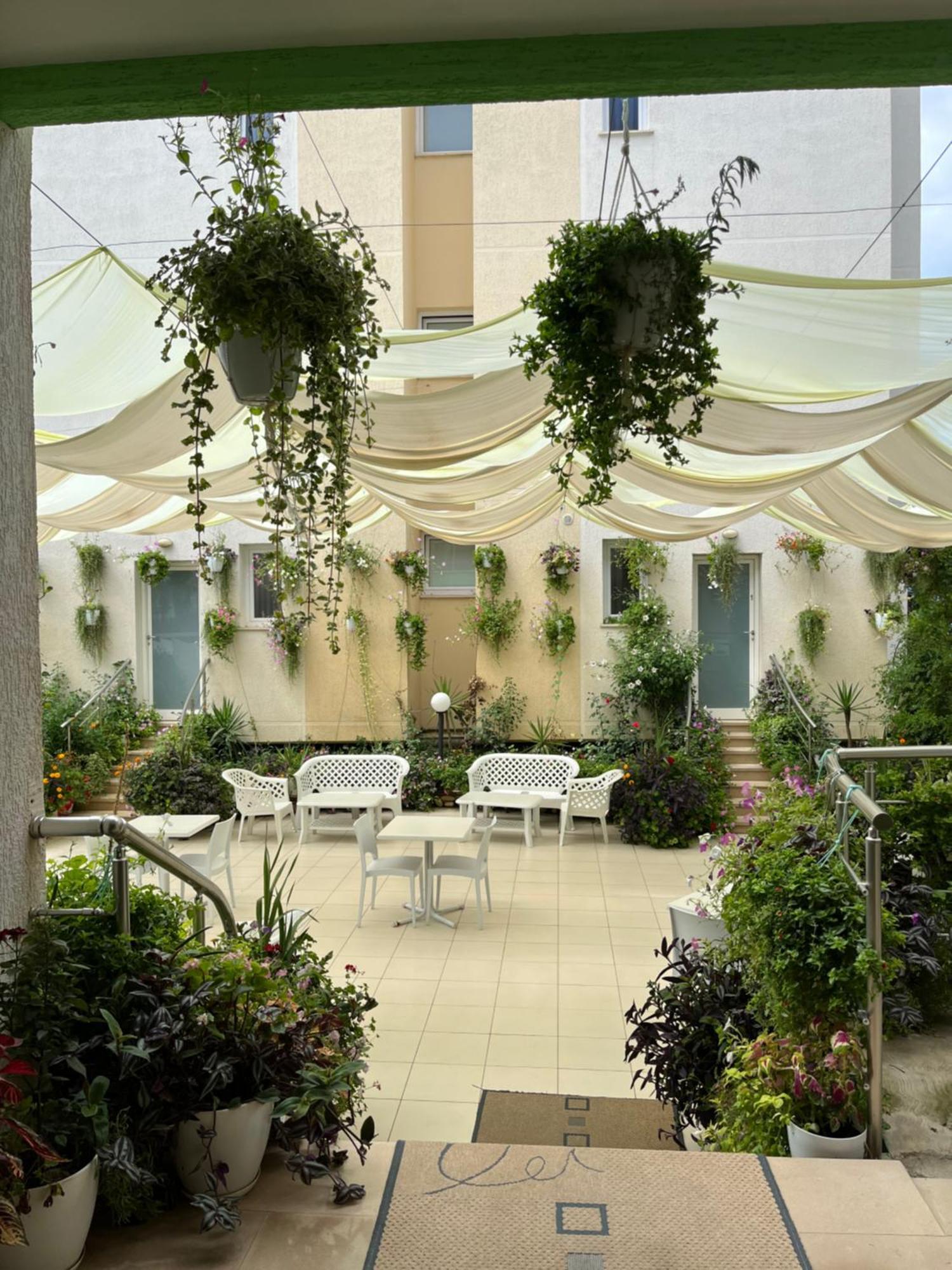 Hotel Garden Radhimë Εξωτερικό φωτογραφία